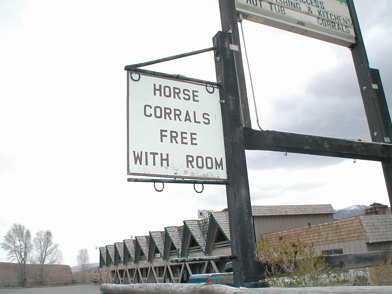 horsecorral.jpg